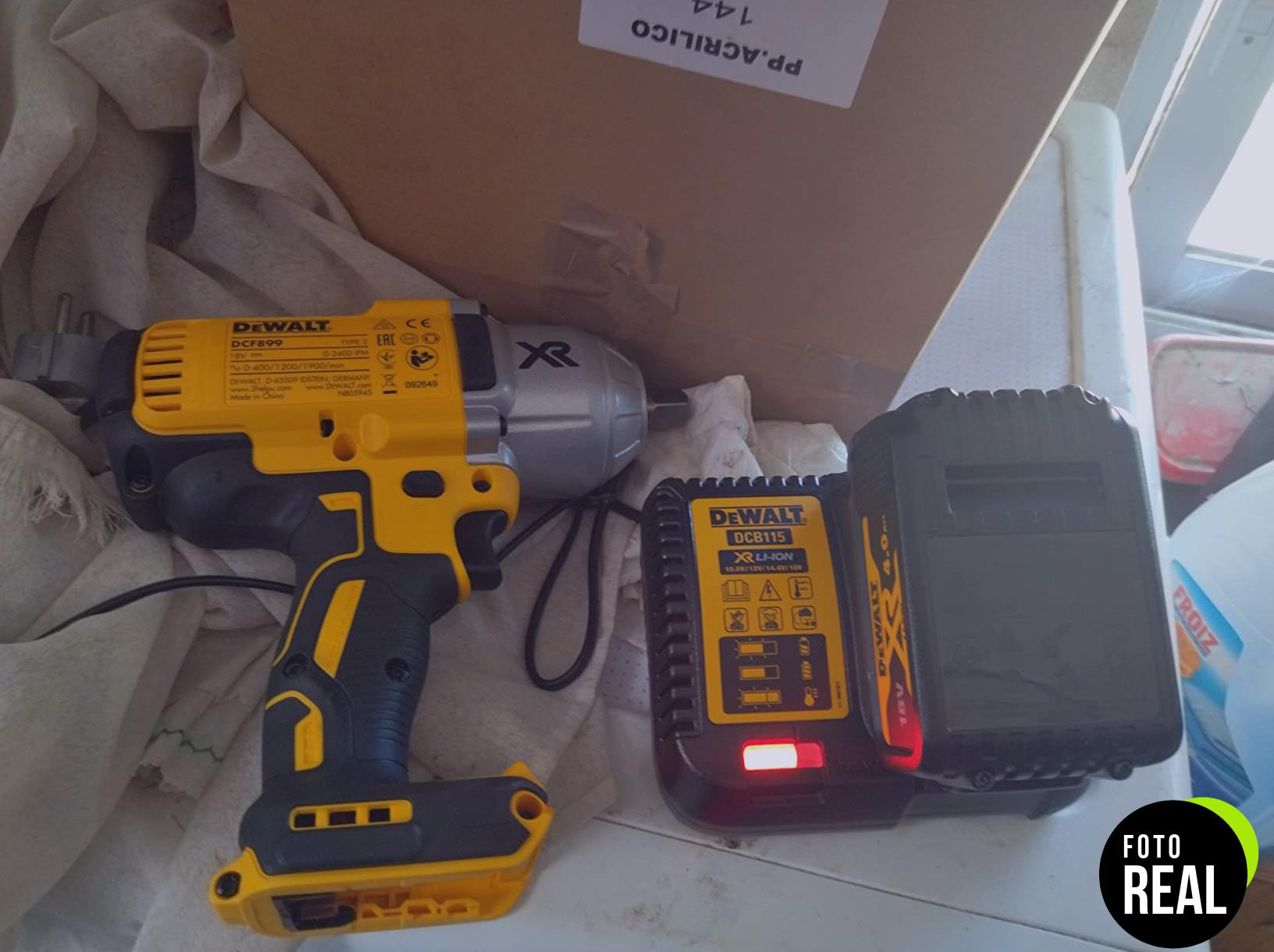 bateria-dewalt-dcb184-18v-5ah-foto-3
