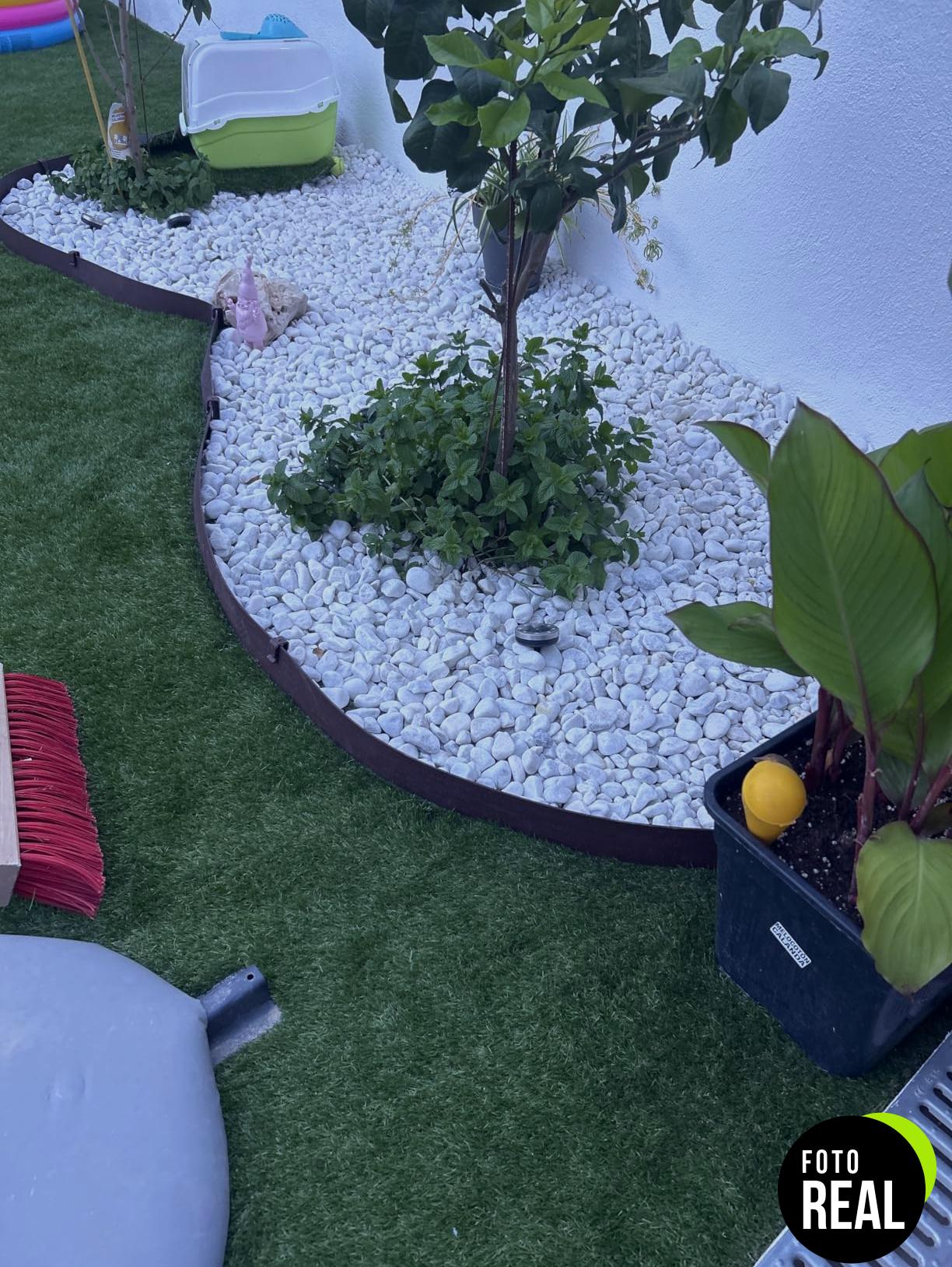 bordura-jardin-amazon-basics-10-estacas-brown-foto-1