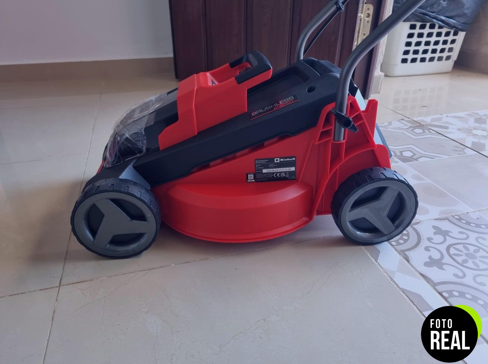 einhell-cortacesped-bateria-18v-ge-cm-18-30-li-foto-1